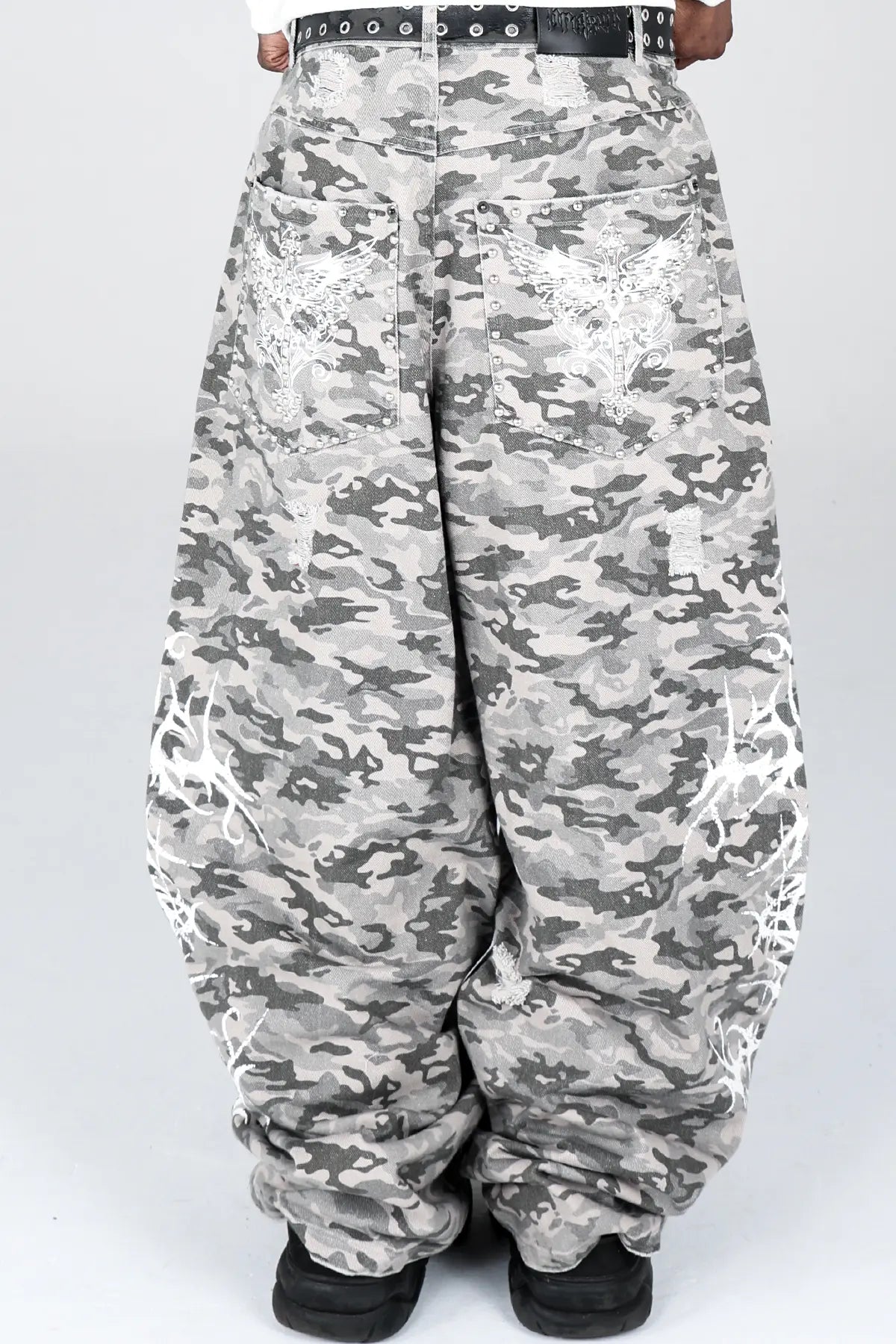 Monster Camouflage Pants – BRUISED