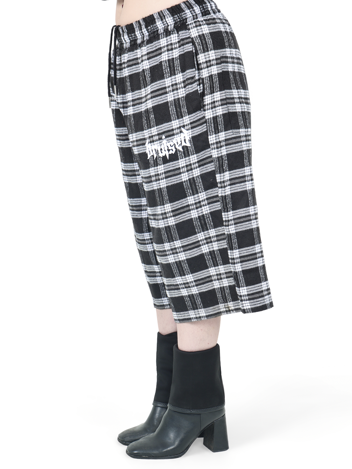 Plaid Shorts (Grey) - BRUISED LA